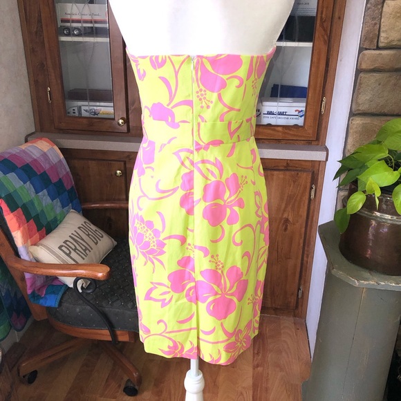 TRINA TURK SIZE 8 PINK & YELLOW TROPICAL PRINT STRAPLESS DRESS FULLY LINED - Picture 3 of 5